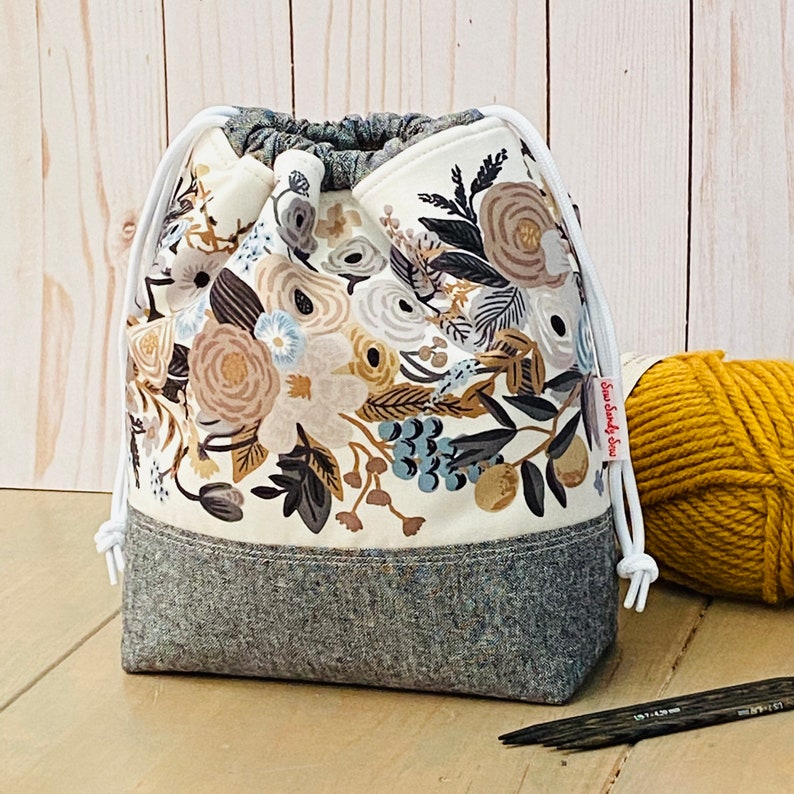 Grey floral drawstring project bag, Rifle Paper vines fabric and Essex linen, one skein project bag, cheeky little sock sack, reusable bag image 1