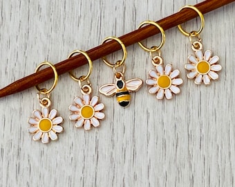 Bee and daisy stitch marker set, choice of fitting for knitting or crochet, set of 5 enamel charm markers, progress keepers