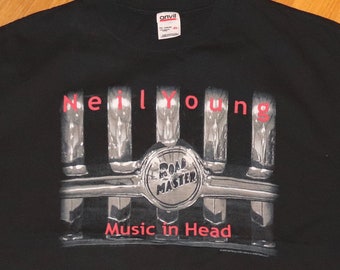 1990's NEiL YOUNG vintage concert rare original rock band t-shirt 2000 Usa Tour (XL) X-Large 80's 90's vtg tee tshirt CSNY GiFT