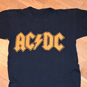 1970&#39;s AC/DC vintage concert tour rare original rock-n-roll metal band t-shirt tee tshirt ACDC (S/M) Medium Angus Young 70&#39;s 80&#39;s Gift