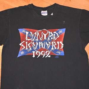 1992 LYNYRD SKYNYRD vintage original rare 90&#39;s Concert Tour rock band music tee t-shirt tshirt (L/XL) X-Large 80&#39;s 1990&#39;s GiFT
