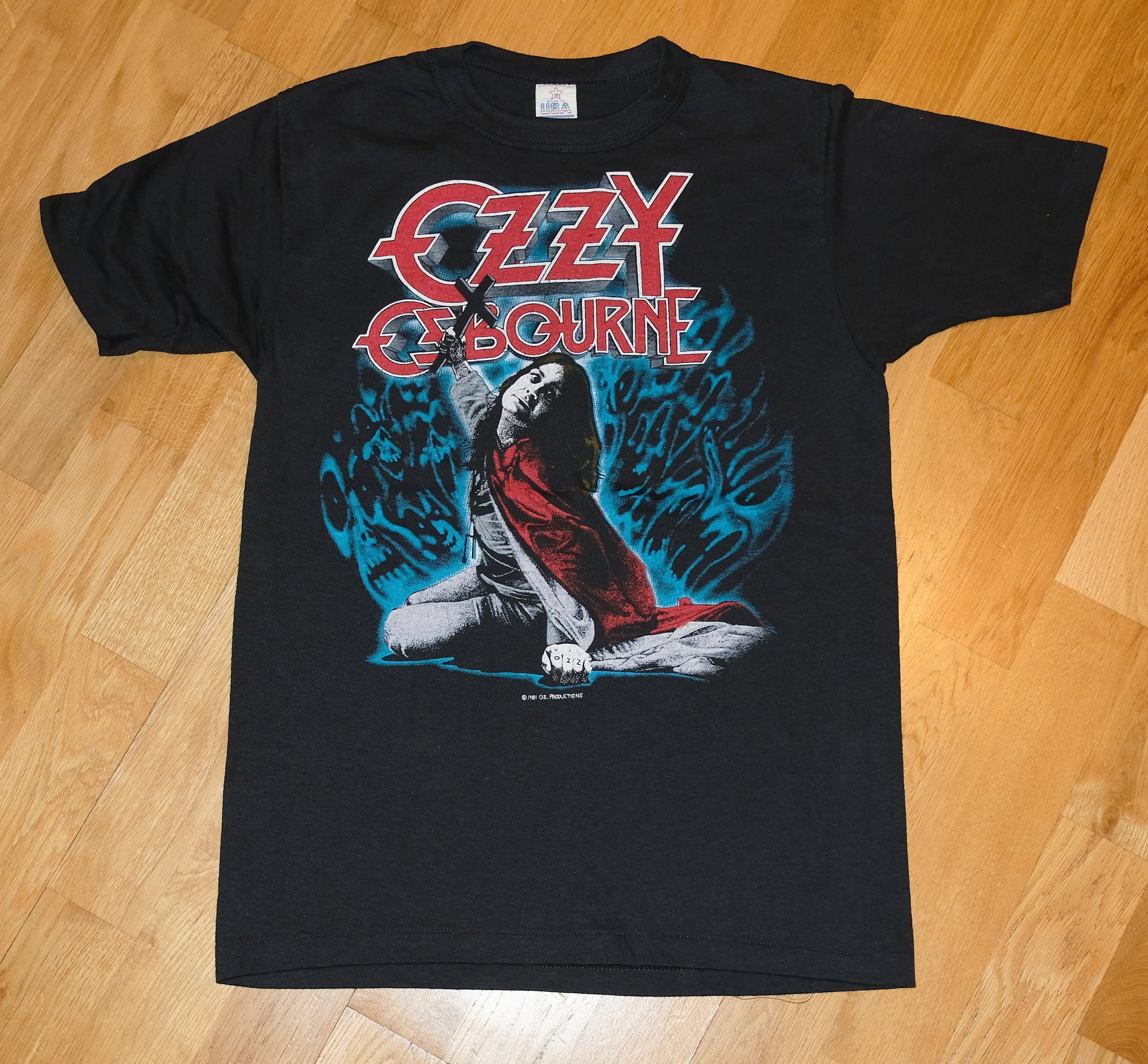 Black Sabbath Ozzy Osbourne T シャツ XL OZZY OSBOURNE cd lgo CROSS CRUCIFIXION Official SHIRT XL New
