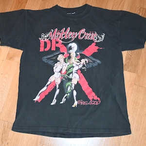 1989 MOTLEY CRUE rare vintage Dr Feelgood 1980&#39;s Concert Tour original rock hair metal band tee t-shirt (S/M) Medium 80&#39;s Tshirt Crew GiFT