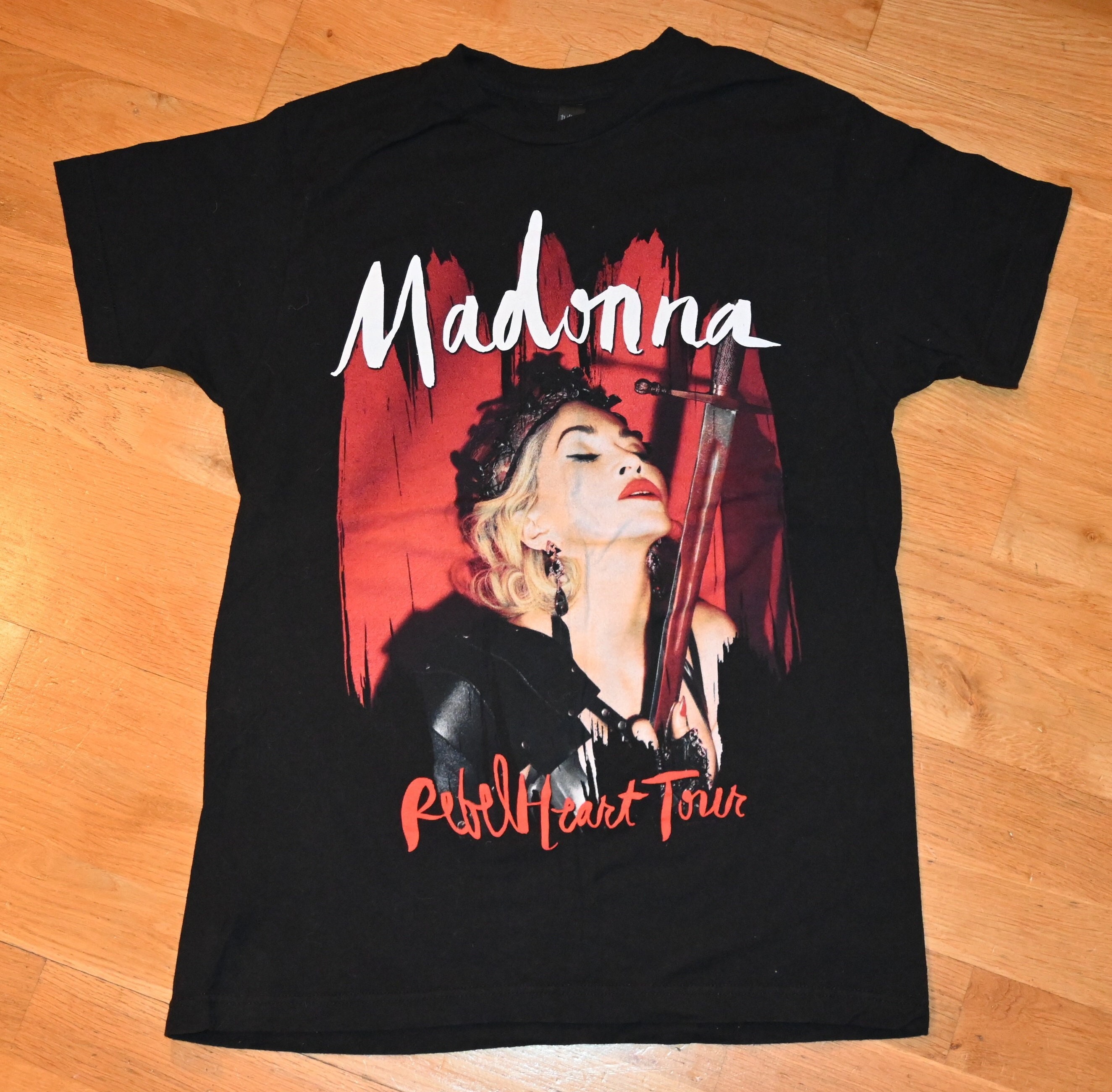 MADONNA REBEL HEART BITCH I'M MADONNA FAN CLUB ONLY PROMO SHIRT GHOSTTOWN  ALBUM