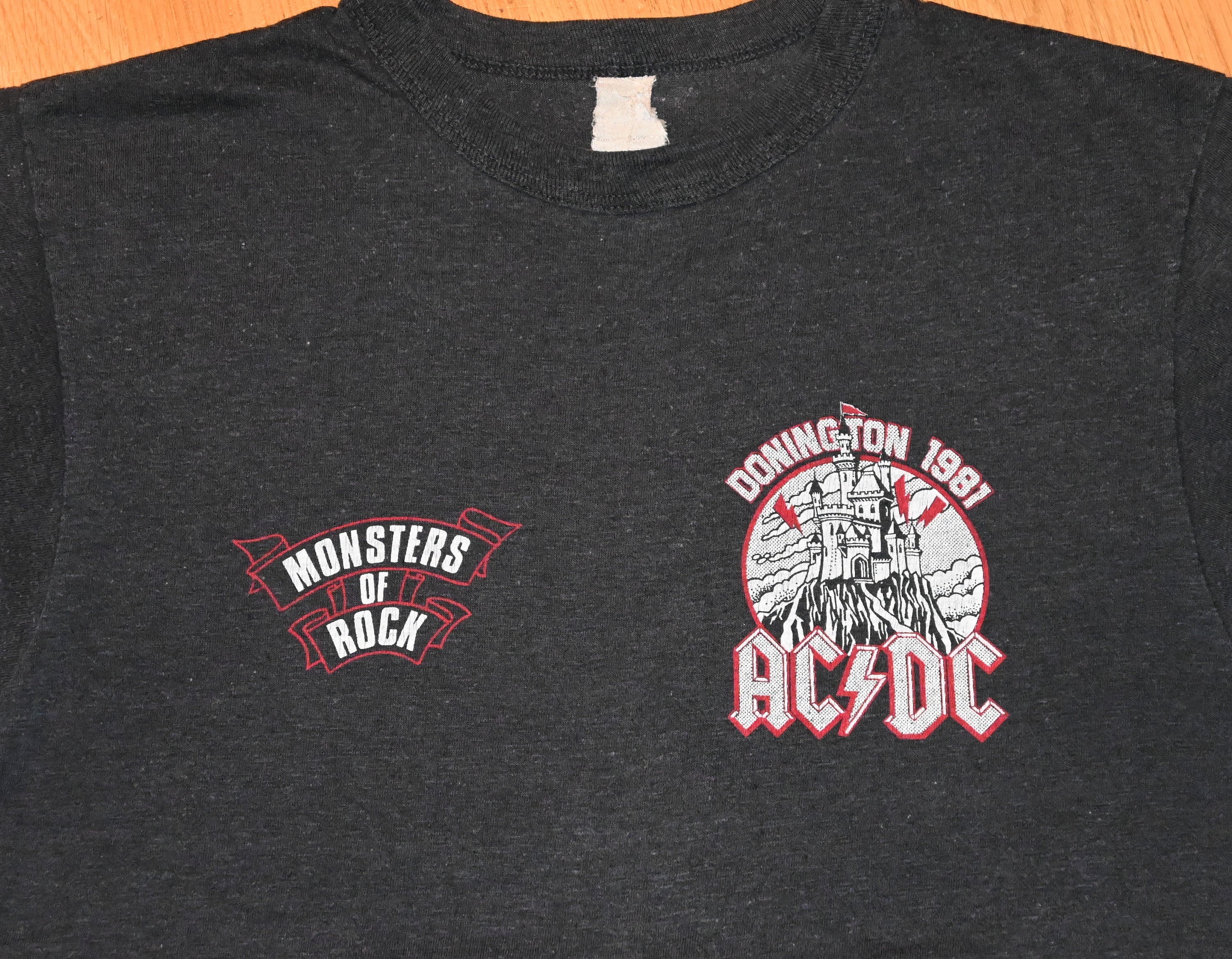 Monsters of devops - create a rock band reunion tour style shirt