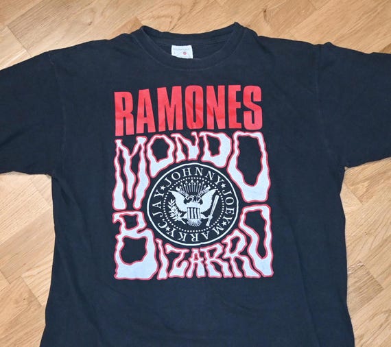 The Ramones Concert T-Shirt - Gem The Ramones Concert T-Shirt - Gem
