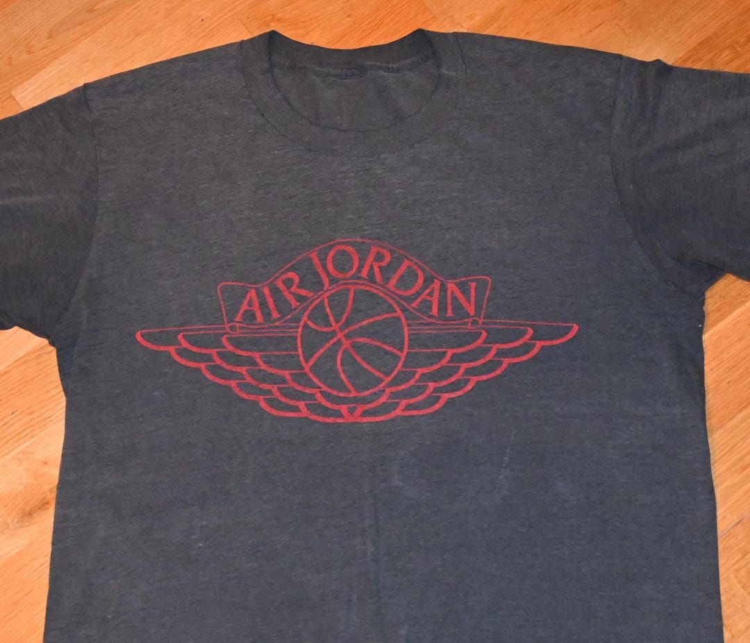 1980's MICHAEL JORDAN Vintage Rare! 1985 Wings Nike Chicago Bulls