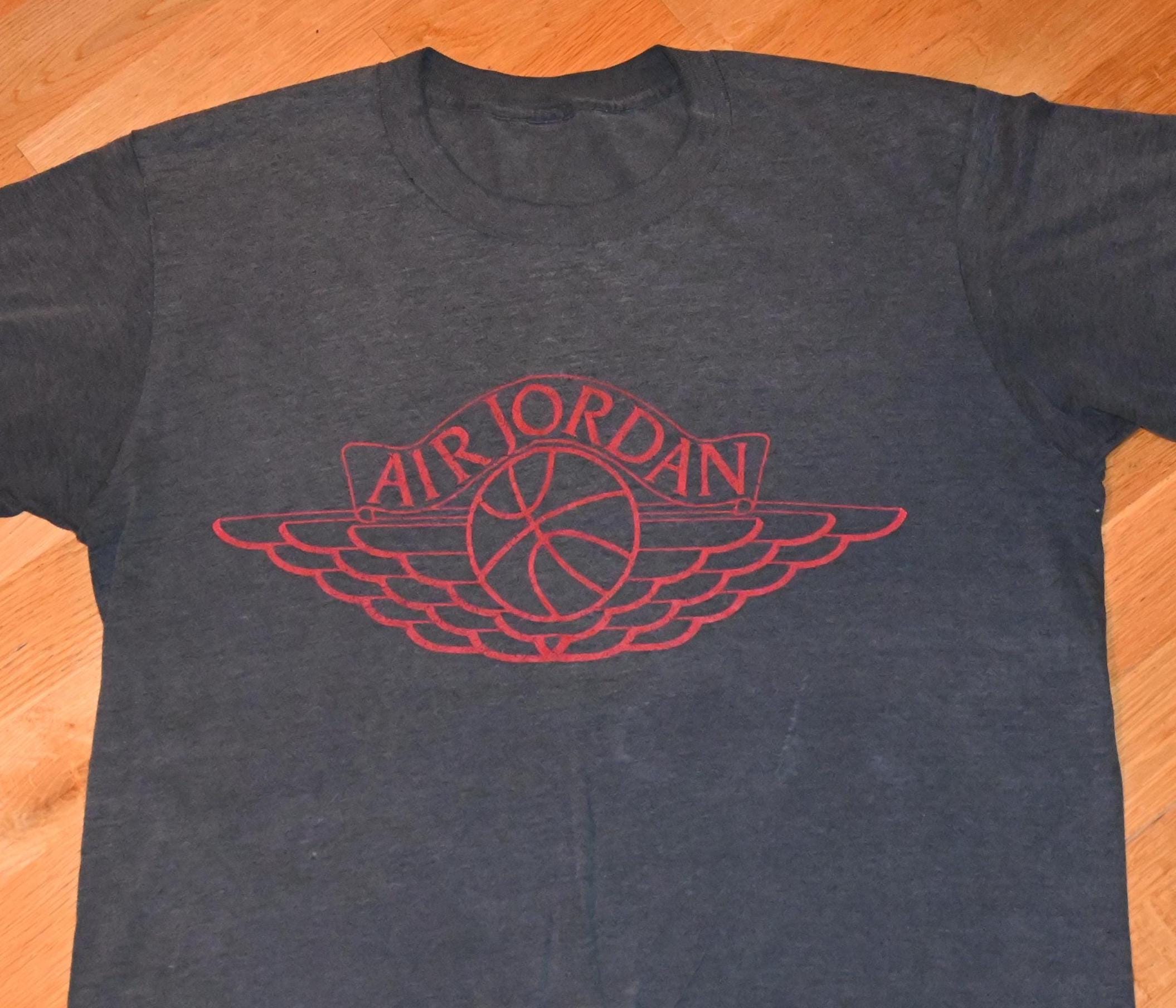 1980's MICHAEL JORDAN Vintage Rare! 1985 Wings Nike Chicago Bulls