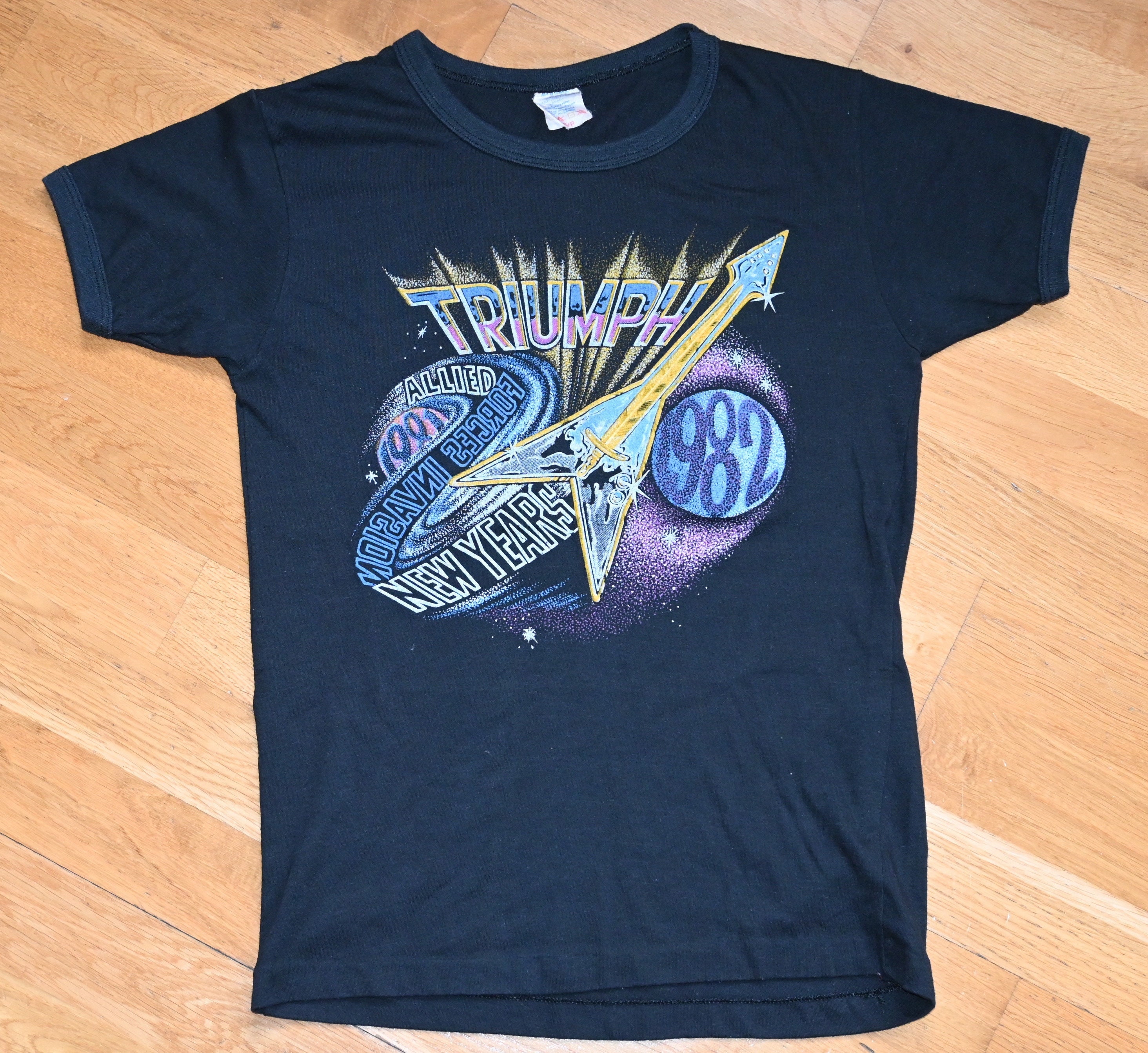 Straight Up Tour Tee 青　M il_fullxfull.4614758694_jeux.jpg