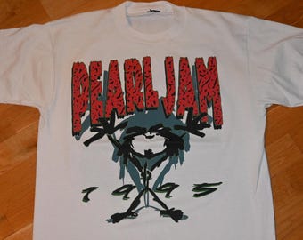 Pearl Jam Original Drop in the Park T-shirt - Etsy