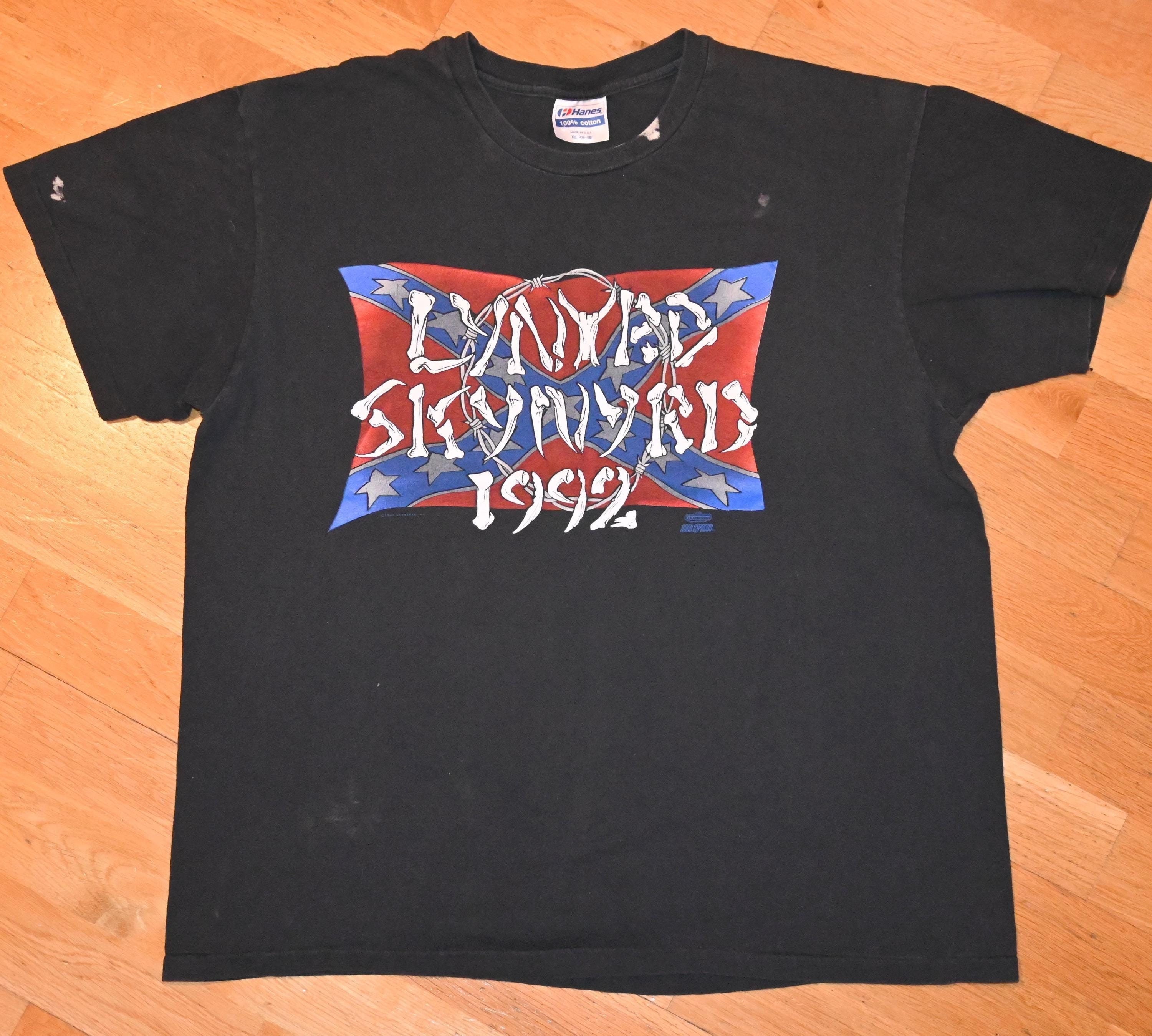 LYNYRD SKYNYRD ヴィンテージロックTシャツ ▷ Vintage Lynyrd Skynyrd T-Shirt 1997 | TWOVAULT