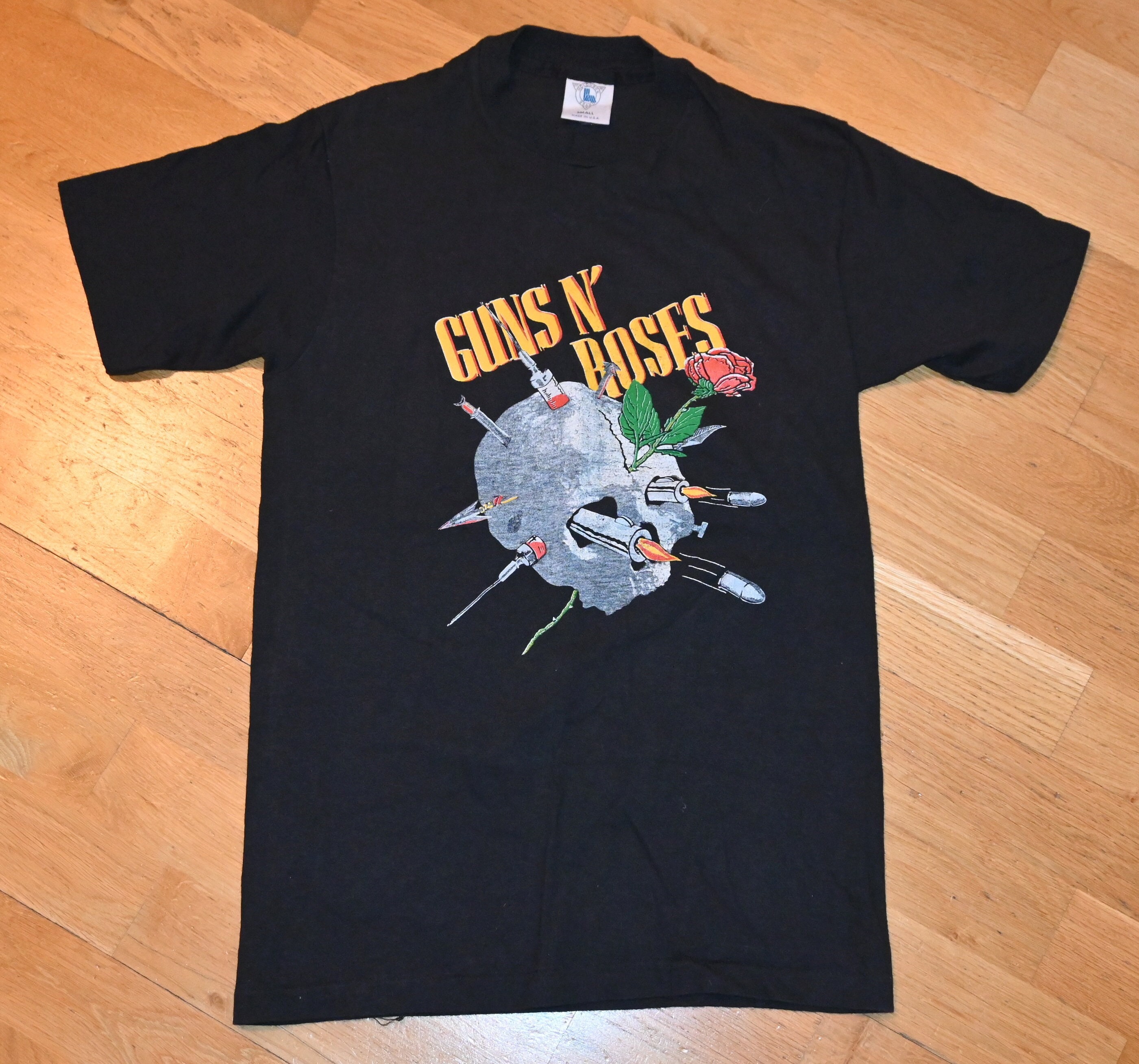 1980's GUNS N' ROSES Vintage Rare Original 1988 TOUR Rock Metal