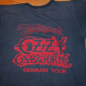 1983 WHITESNAKE / OZZY OSBOURNE vintage seltene Germany Tour 1980s Concert Glam Rock Hair Metal Band T-Shirt (M/L) Großes 80er Tshirt GiFT