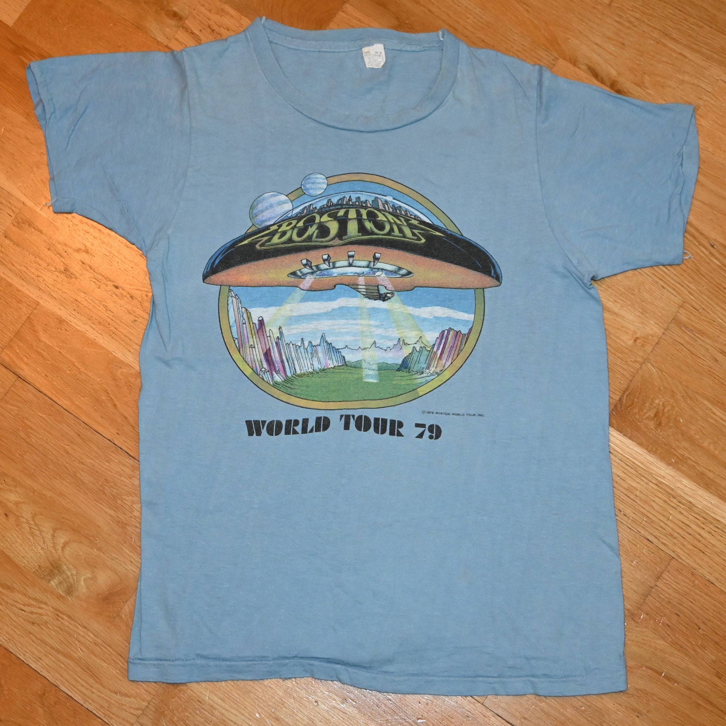 Boston - 40th Anniversary Tour - American Rock Band T-Shirt