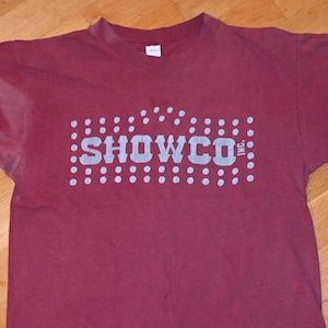 1970&#39;s The BEE-GEES / ShOWCO vintage original Rare! 1975 Tour Concert disco band tee 70&#39;s rock r&b soul tshirt t-shirt (M/L) Medium vtg GiFT