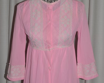 Vintage 1960s Pink Nylon Lace Nightgown Peignoir Set, Made in Canada