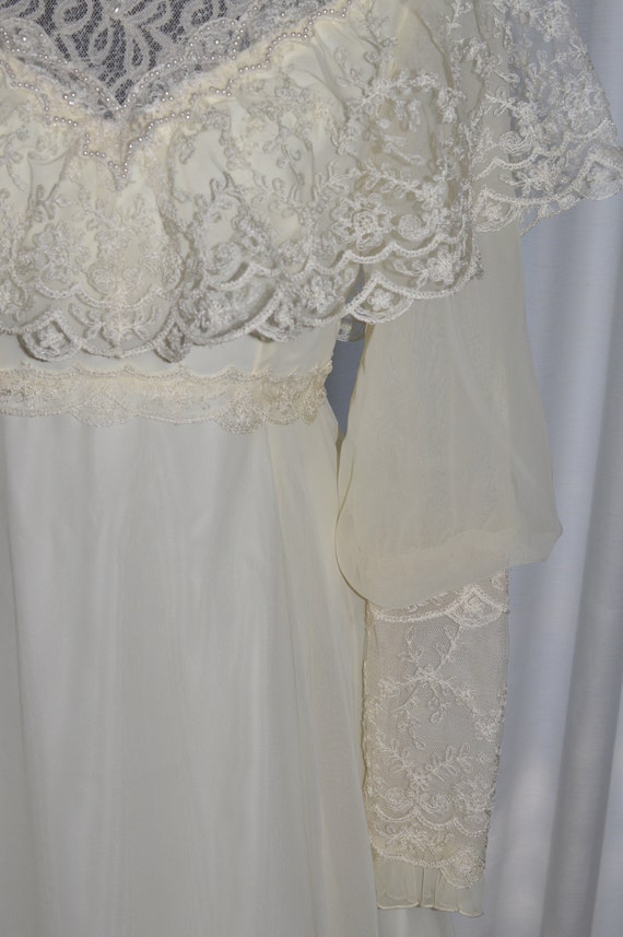 Vintage Wedding Ivory Lace Dress by Union Label C… - image 4