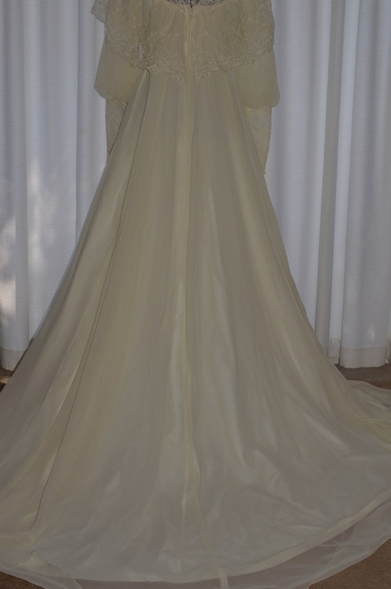 Vintage Wedding Ivory Lace Dress by Union Label C… - image 7