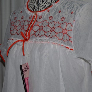 Vintage  Nightgown Negligee White Red Nylon QUEENTEX Canada 1960s