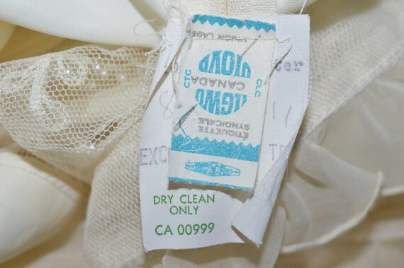 Vintage Wedding Ivory Lace Dress by Union Label C… - image 9