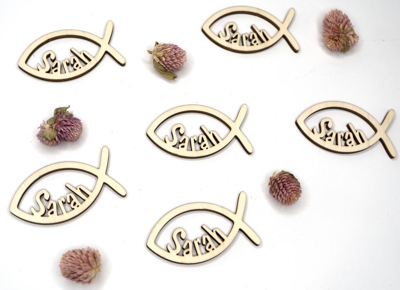 Personalized scattered decoration fish table decoration for baptism, communion, confirmation or confirmation decoration fish with name made of wood CF1 image 2