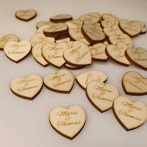 Personalized wooden hearts 20, 30 or 50 pieces 3 cm with the names of the newlyweds