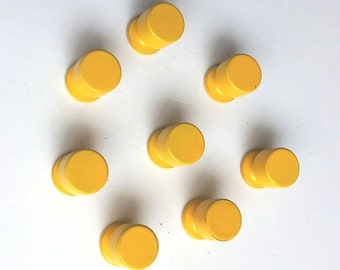 Pomos italianos de latón de alta calidad. Tirador de cajón de latón amarillo. Pomo torneado de latón amarillo. Diámetro 16 mm, base 16 mm, art. 202