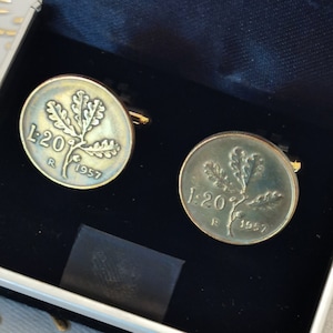 Vintage 1957 Italiaanse Munt Manchetknopen Mens Gold Tone. Eiken tak, vrouwelijk hoofd. Set van 2 Echte 20 Lire Coins.64th Birthday.mm.21,3.art213