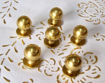Italy Brass knobs in high quality. brass polished drawer pull. turned round brass. glossy brass knob.Diam. mm. 15, base mm. 15. art.115