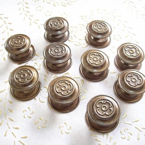 Pomos de Italia en color bronce de alta calidad.Pomo rústico zincado,pomo bronce,oro descolorido,matiz bronce antiguo,Diam.mm.32,base mm.33.art.14