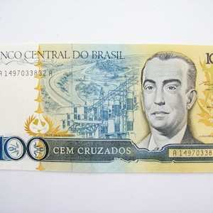 Vintage Brazil 1988 100 Cruzados banknote.President Juscelino Kubischek. Brasilia.art.0072. cm.15,5x7,5.FDC Not Circulated.For collectors.