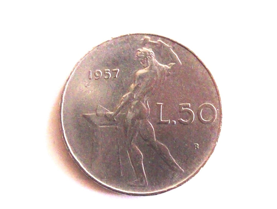 ヴィンテージ イタリア 1957 リラ 50 非常に珍しいコイン。イタリア