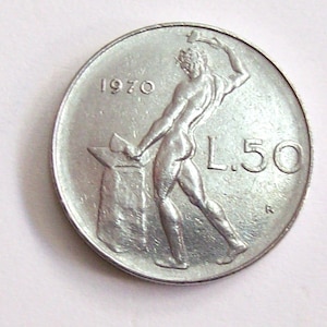 millésime Italie 1970. lire 50 pièce. Repubblica Italiana et Vulcano. Distribué mais presque nouveau. art. 8905.50e anniversaire. pour les collectionneurs très.
