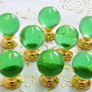 Italy Murano Crystal transparent Green. knobs in high quality. Base brass with gold 24 Kt. Diam.crystal mm.20.The price is for 1 knob.art.35