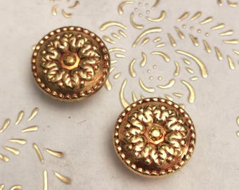 Italy knobs in high quality color bronze.  brass knob.  Diameter mm. 30, base mm. 13, total height knob mm.19.price for 1 knobs.art.917