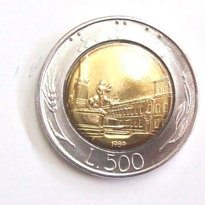 Vintage 1989 Italy 500 lire coin. Quirinale. Presidential Palace. Female. Freedom. art.4726. diam.mm.25. 32 years old,32th birthday