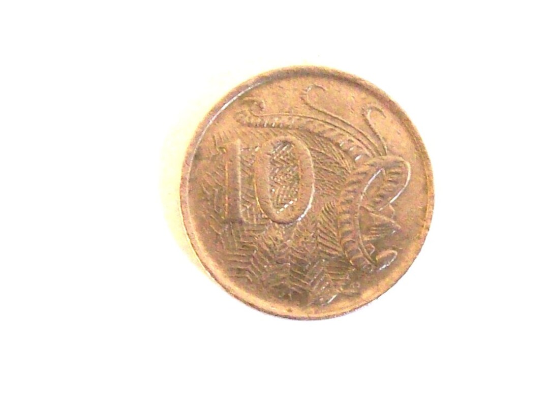 ヴィンテージ オーストラリア 1982 年。10 セント コイン。エリザベス女王 2 世 - 1949 年製。コレクター向けの非常に美しいコイン。40  周年、40 周年記念 - Etsy 日本 オーストラリア 10セント コイン 1968 ビンテージ エリザベス2世