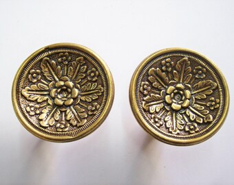 Italy Brass knobs in high quality. brass polished drawer pull. turned brass knobs. Melting nuanced bronze knobs.Diam.mm.48, base mm.10.art.7