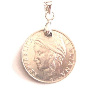 Italien 1996 Vintage Münze Anhänger Lire 50. Italienische Republik 50 Lire Italien Turrita. Art. 8399-45. 25. Geburtstag, 25. Geburtstag
