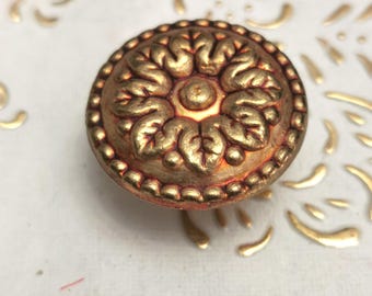 Italy knobs in high quality color bronze.  brass knob.  Diameter mm. 30, base mm. 13, total height knob mm.19.price for 1 knobs.art.918