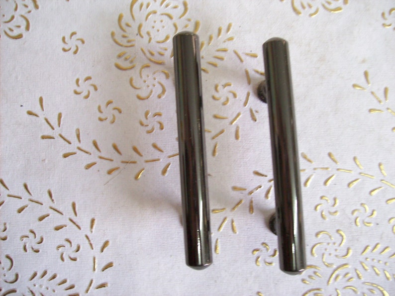 Italy Brass handles in high quality.polished handle black nickel.Pulls black nickel length mm.105 Diam. mm. 12 cm hole spacing.6,4.art.582 image 3