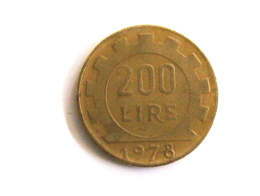 ヴィンテージ イタリア 1978 年。200 リラのコイン。イタリア共和国