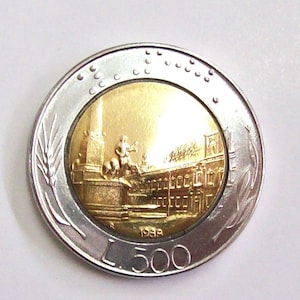 Vintage 1988 Italy 500 lire  coin. Quirinale. Presidential Palace. Female. Freedom. art.4720. diam.mm.25.  36 years old.36th birthday