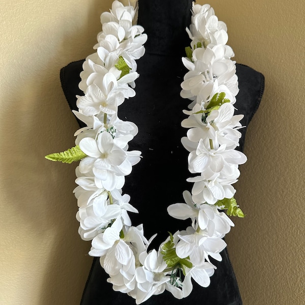 Hawaiian White plumeria artificial flowers lei