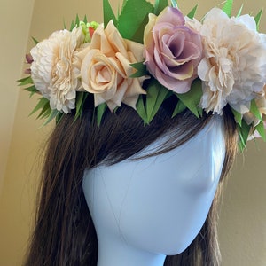 Blush flowers haku flower crown lei