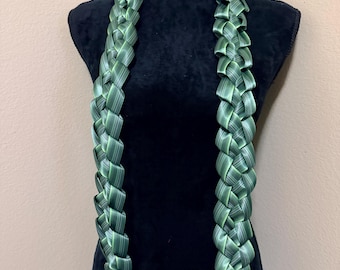 Collana a righe con pianta di Sansevieria