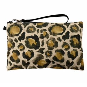 Bolsa de maquiagem cosmética com pulseira de linho com manchas de leopardo pintada em aquarela