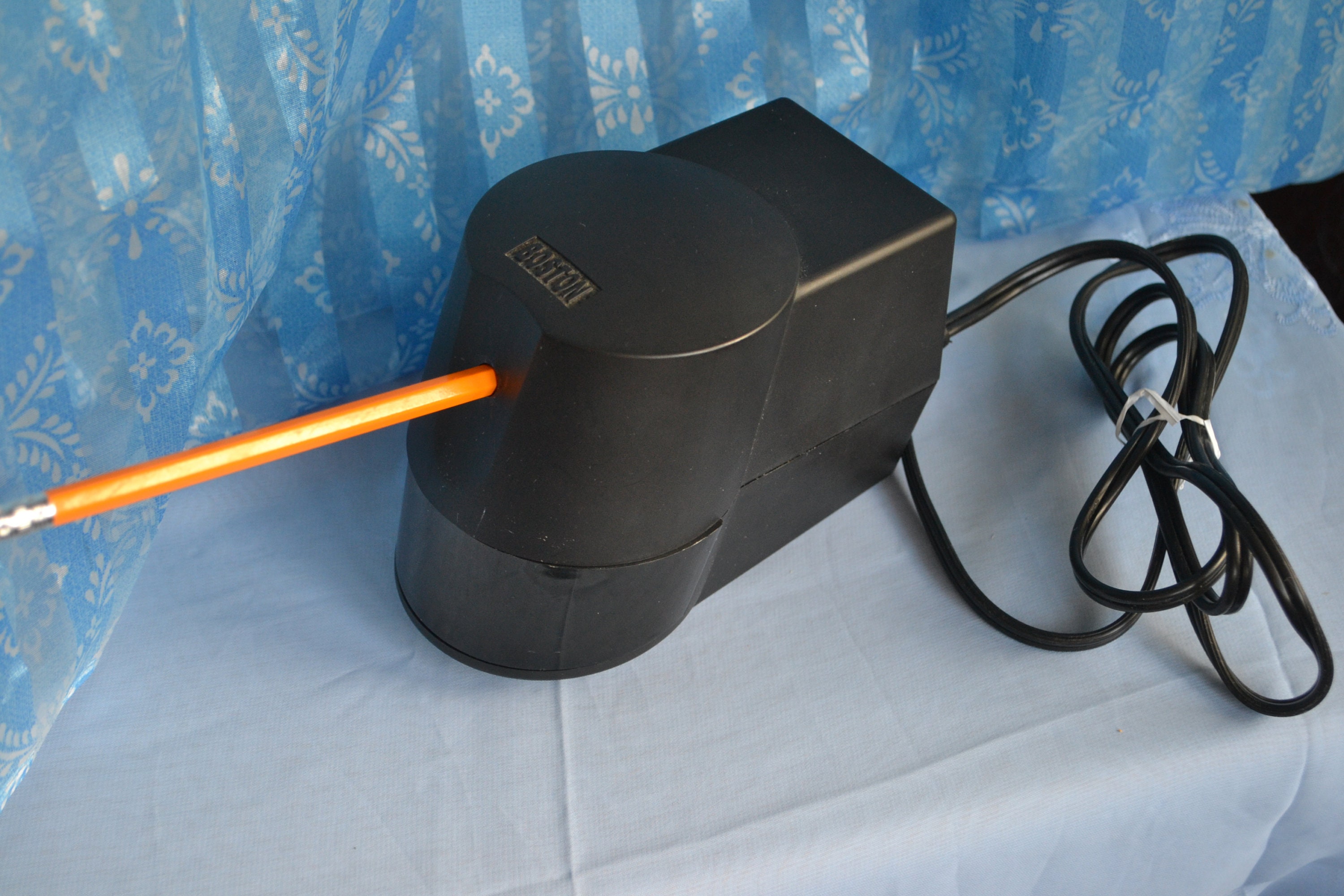 その他 BOSTON  PENCIL SHARPENER Amazon.com : Boston Model 18 Electric Pencil Sharpener