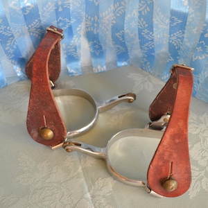 Vintage Leather Strap Metal Spurs: Western Decor