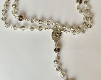 Heiliger Geist Rosenkranz mit Fünf-Wege-Kreuz: Black Diamond Galvanisierte Perlen Heiliger Geist Rosenkranz Italien, katholischer Fünf-Wege-Kreuz Rosenkranz